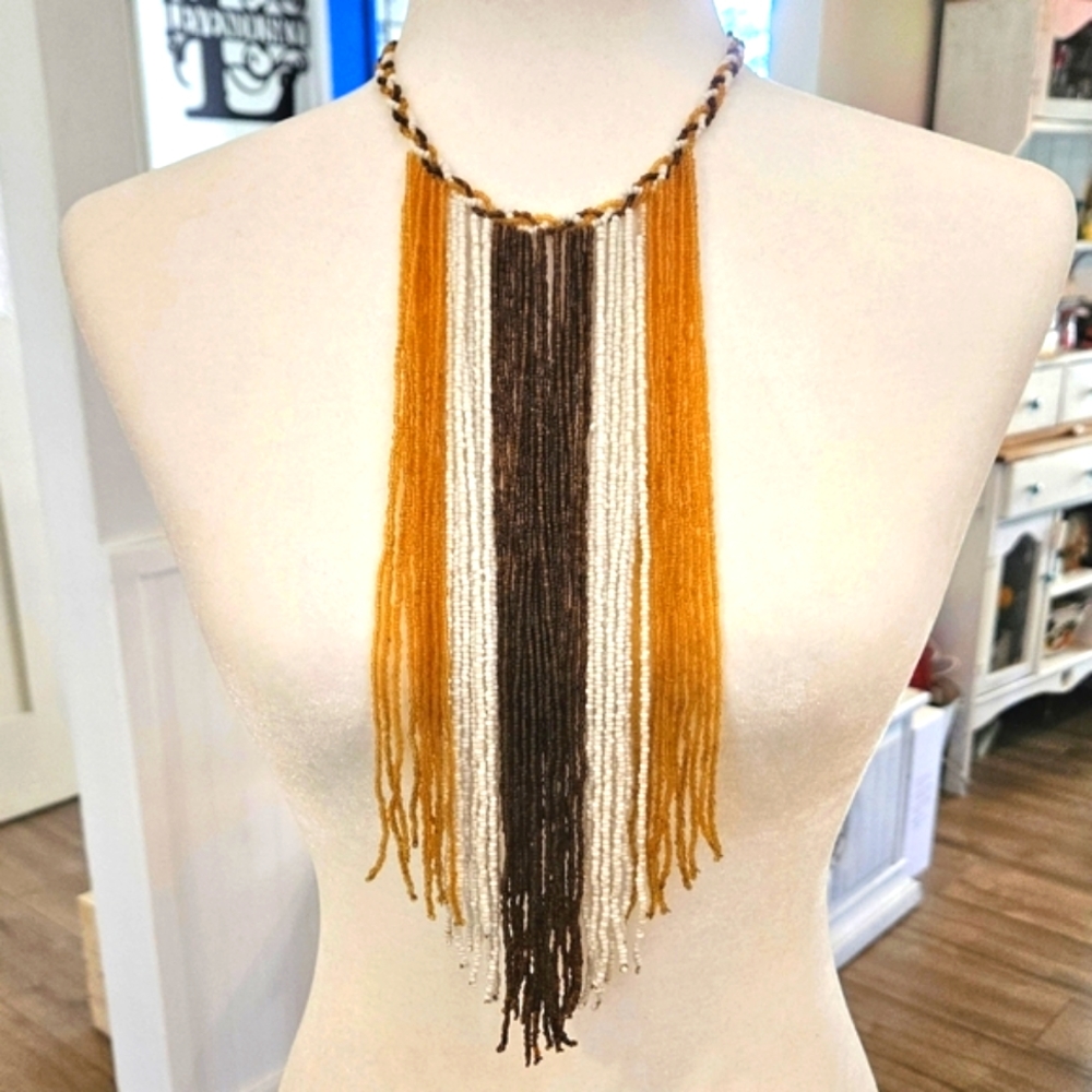 NATIVE AMERICAN SEAD BEAD NECKLACE- Brown, Gold and White Beads.